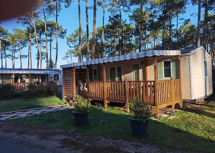 Camping Mobil-home Mick Et Stefie